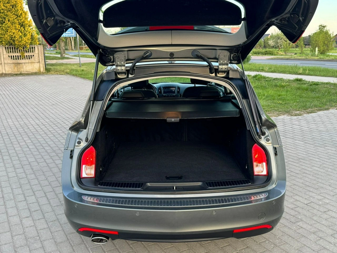 Opel Insignia Sports Tourer - Zdjęcie 25