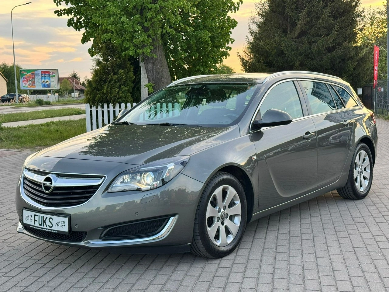 Opel Insignia Sports Tourer - Zdjęcie 8