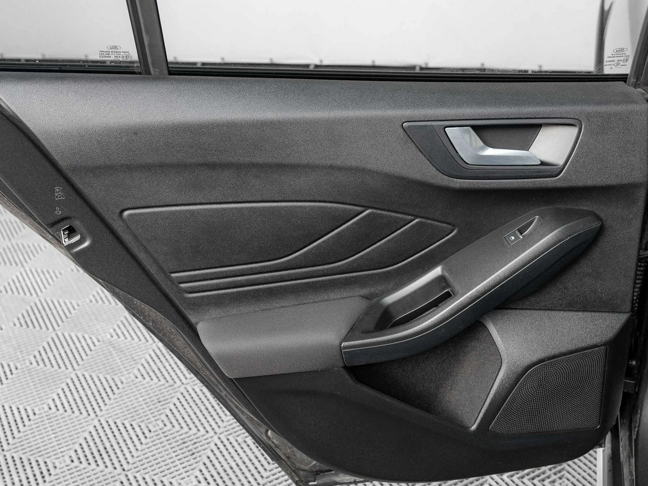 Ford Focus - Zdjęcie 24