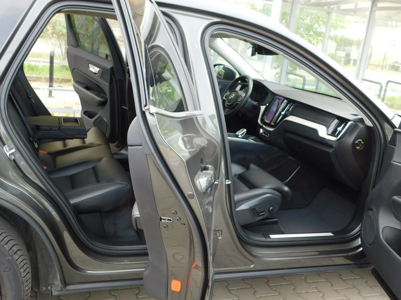 Volvo XC 60 - Zdjęcie 10