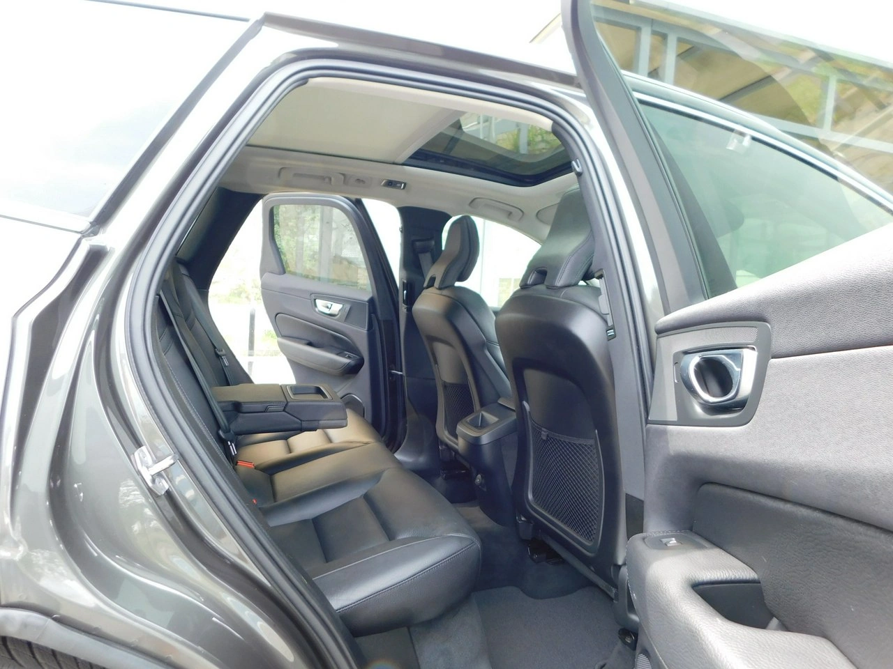 Volvo XC 60 - Zdjęcie 11
