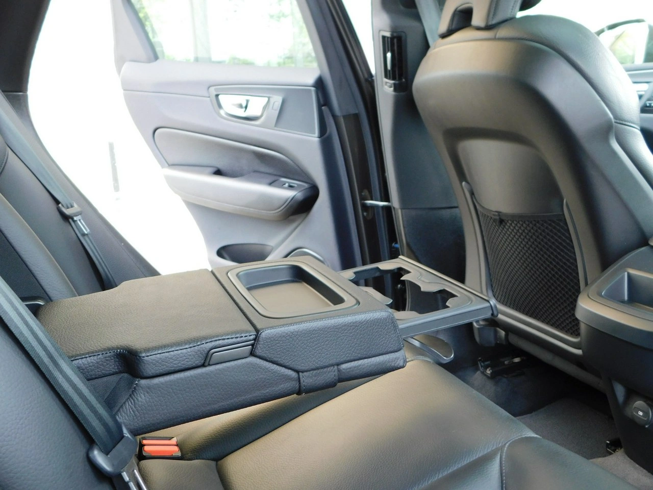 Volvo XC 60 - Zdjęcie 12