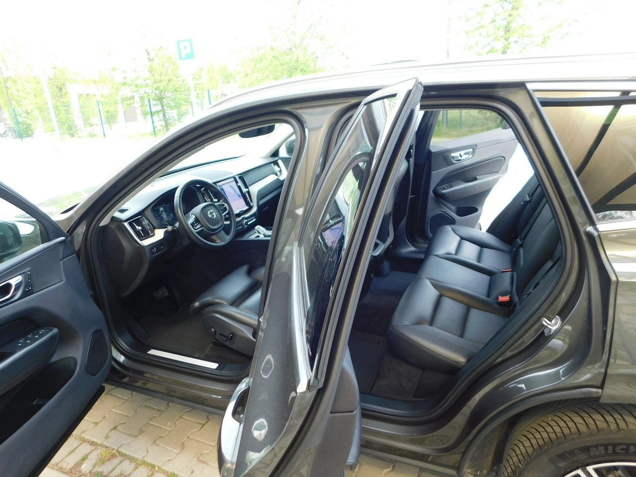 Volvo XC 60 - Zdjęcie 13