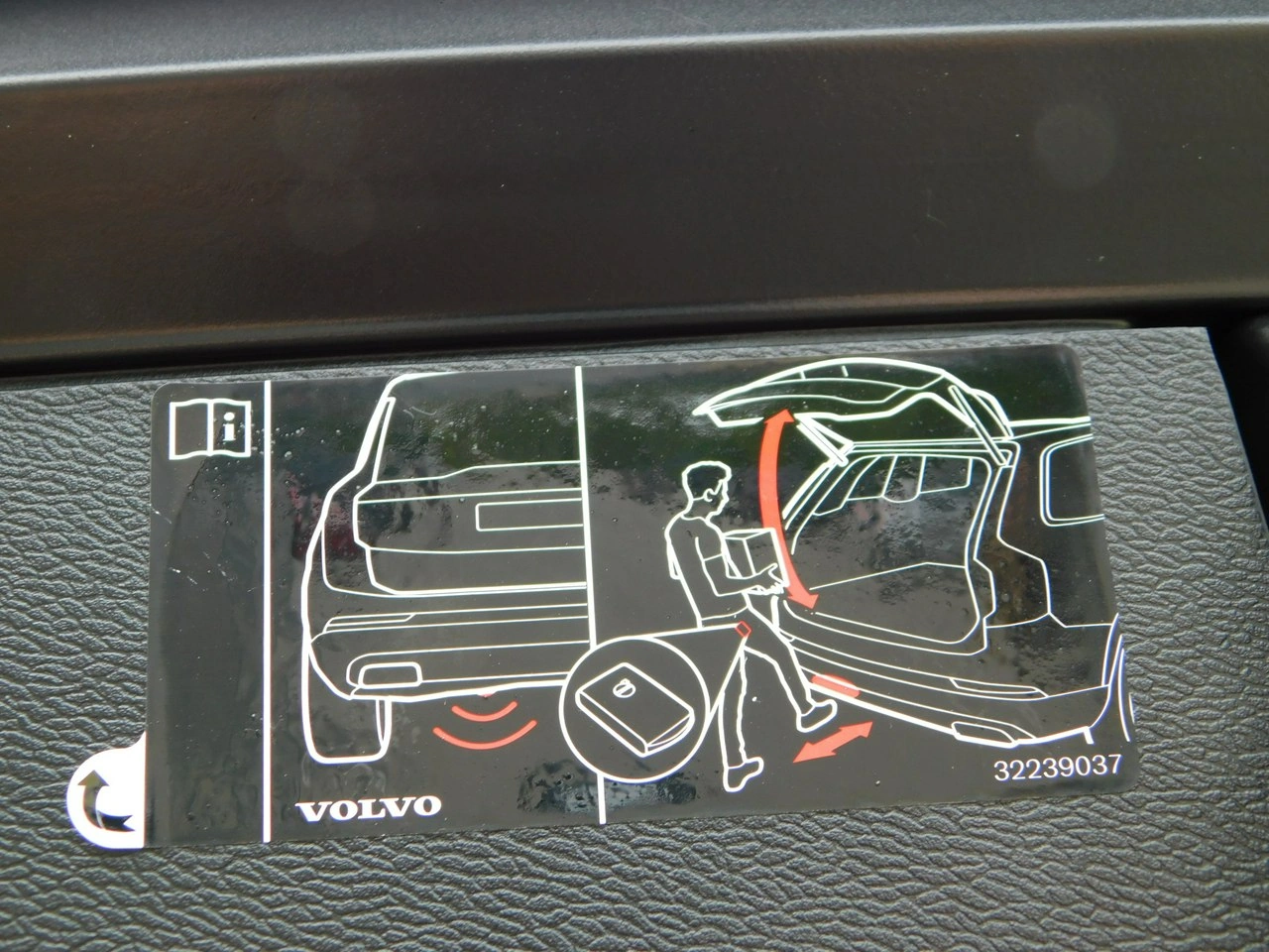 Volvo XC 60 - Zdjęcie 30