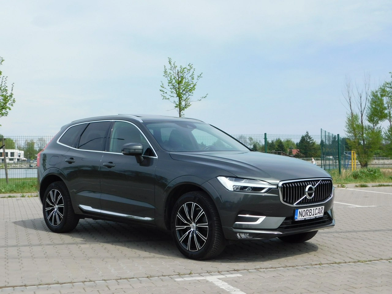 Volvo XC 60 - Zdjęcie 2