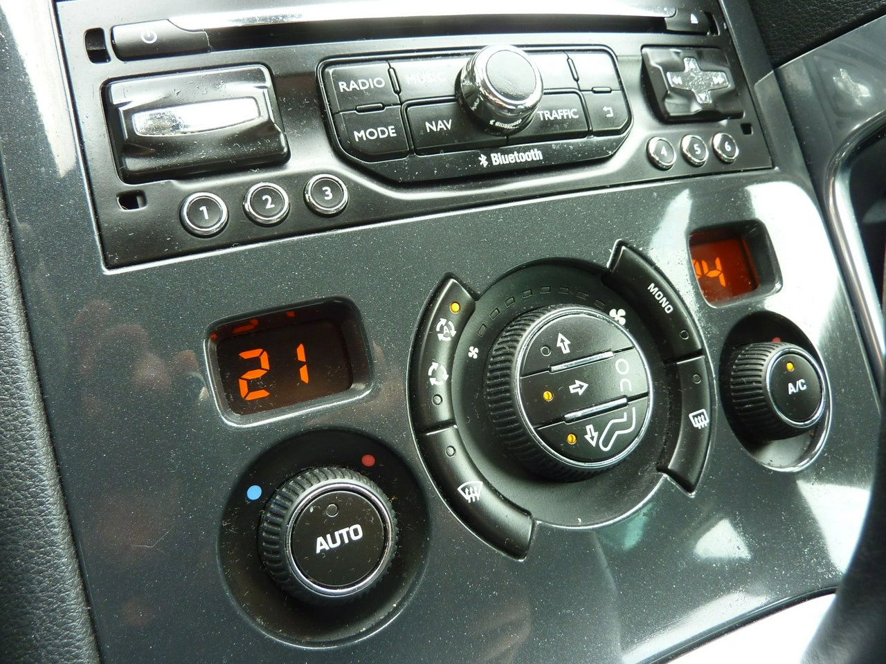 Peugeot 3008 - Zdjęcie 23