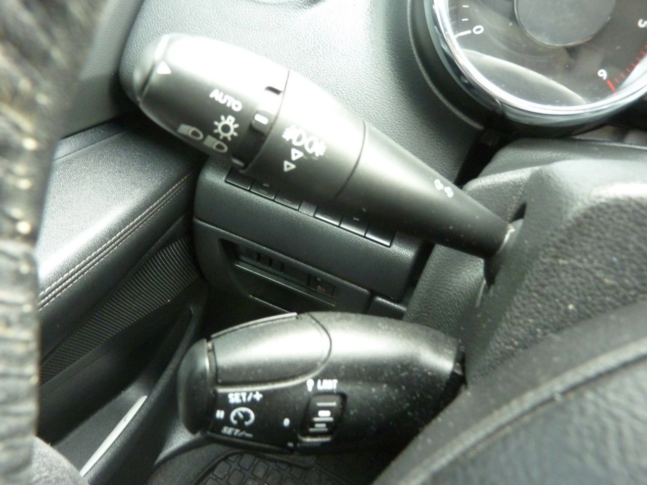 Peugeot 3008 - Zdjęcie 26