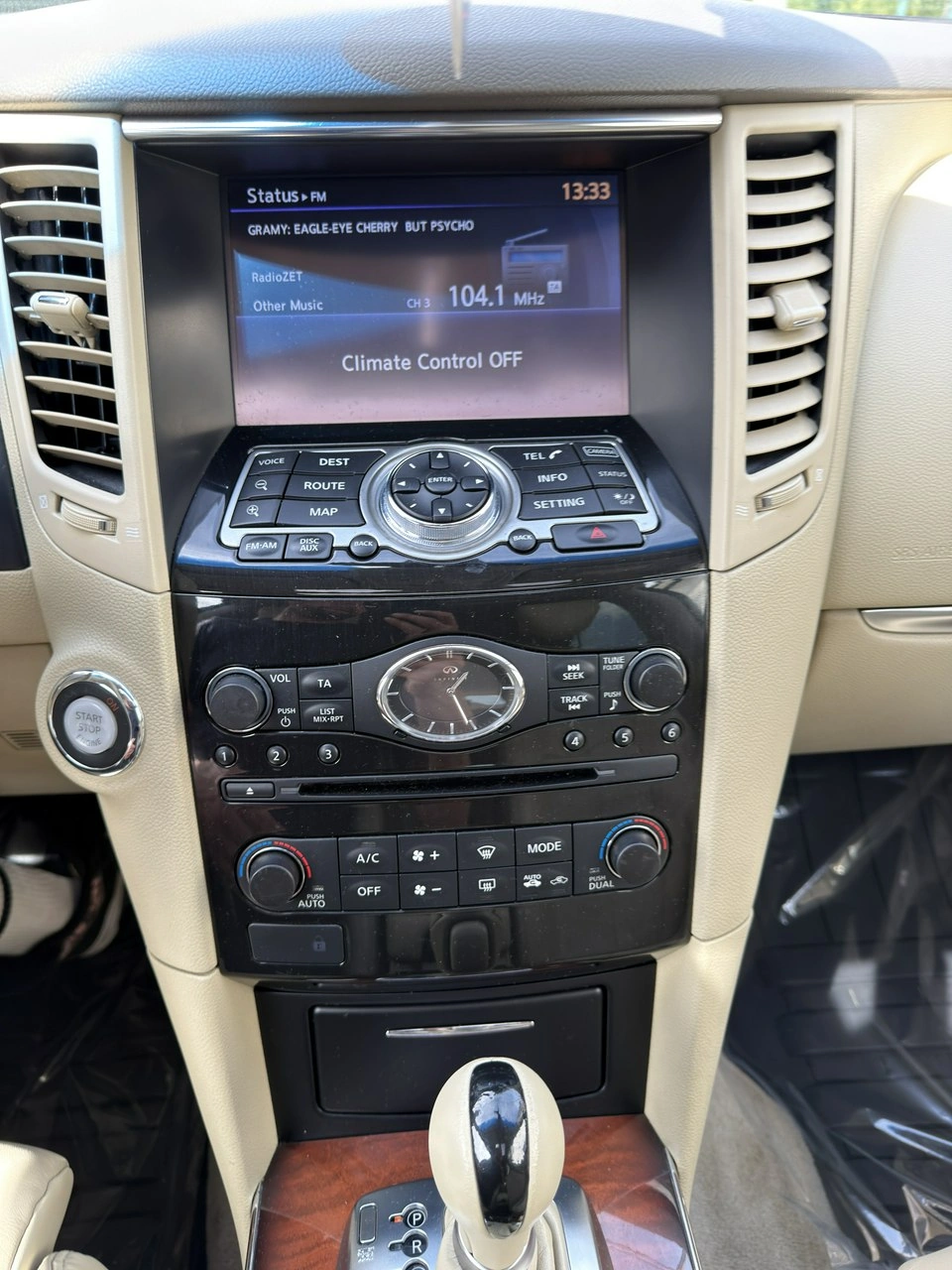 Infiniti QX70 - Zdjęcie 18