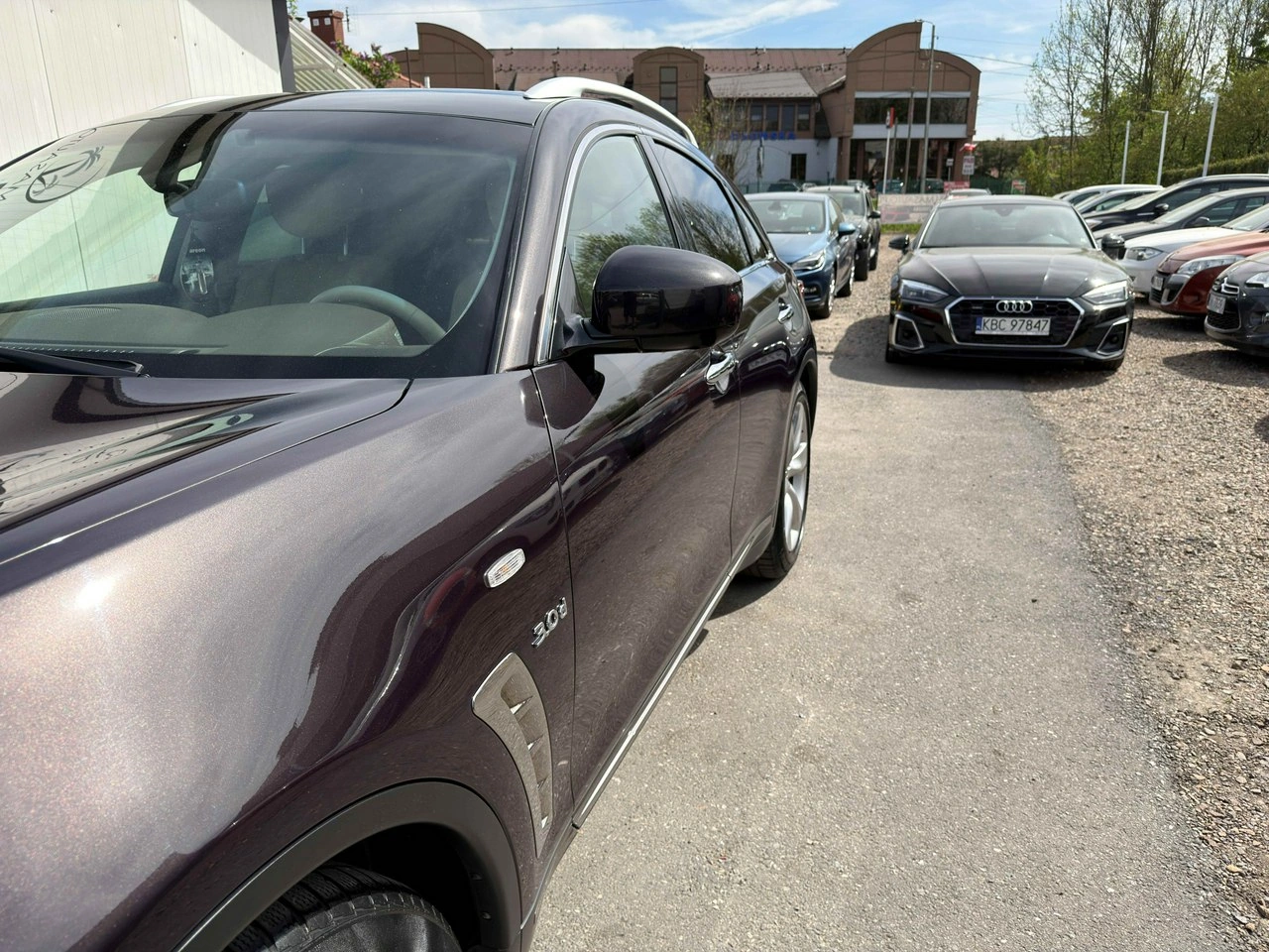 Infiniti QX70 - Zdjęcie 1