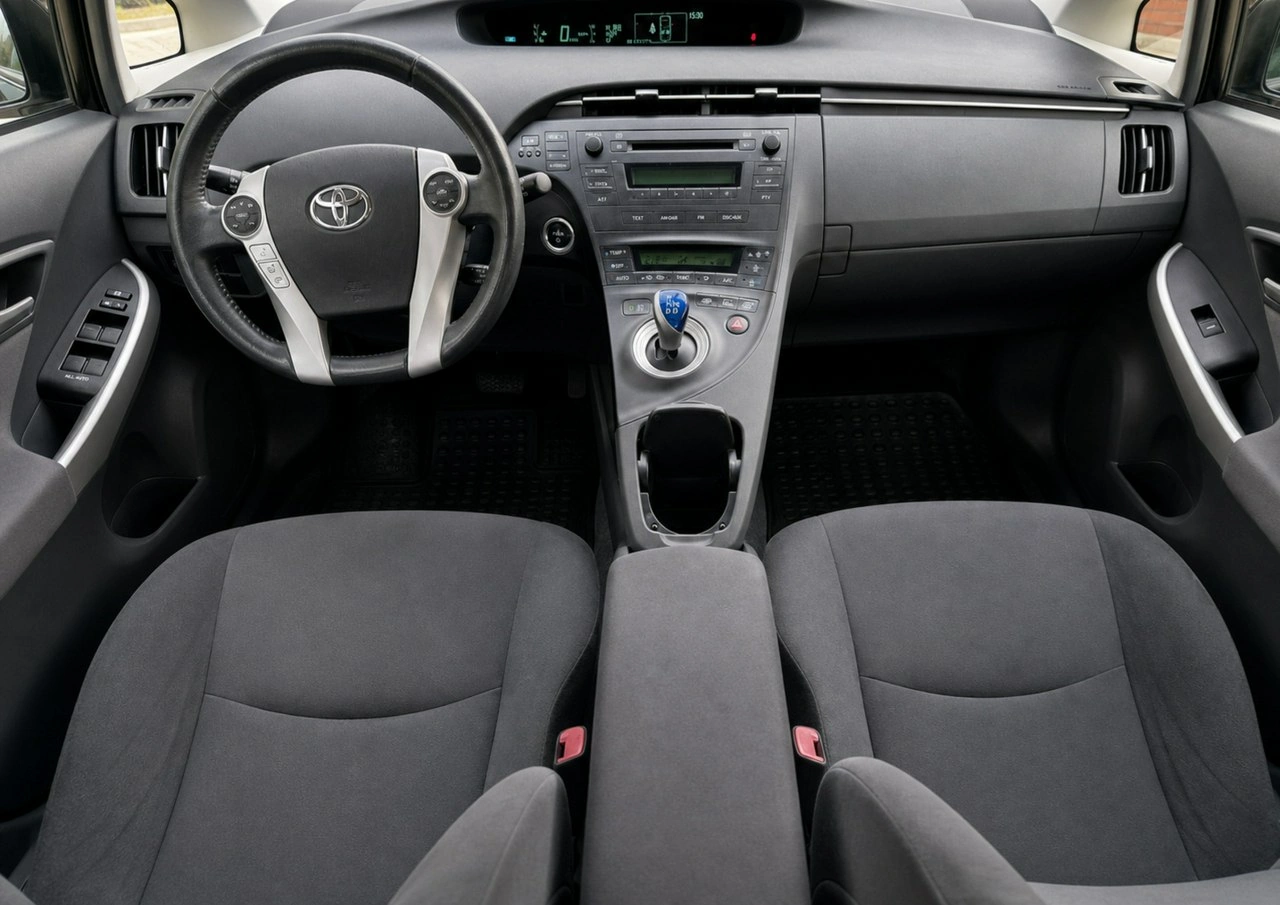Toyota Prius+ - Zdjęcie 24