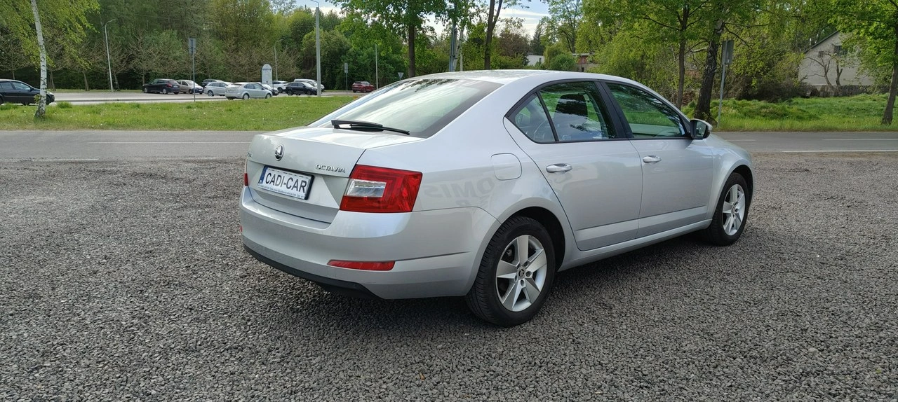 Skoda Octavia - Zdjęcie 3