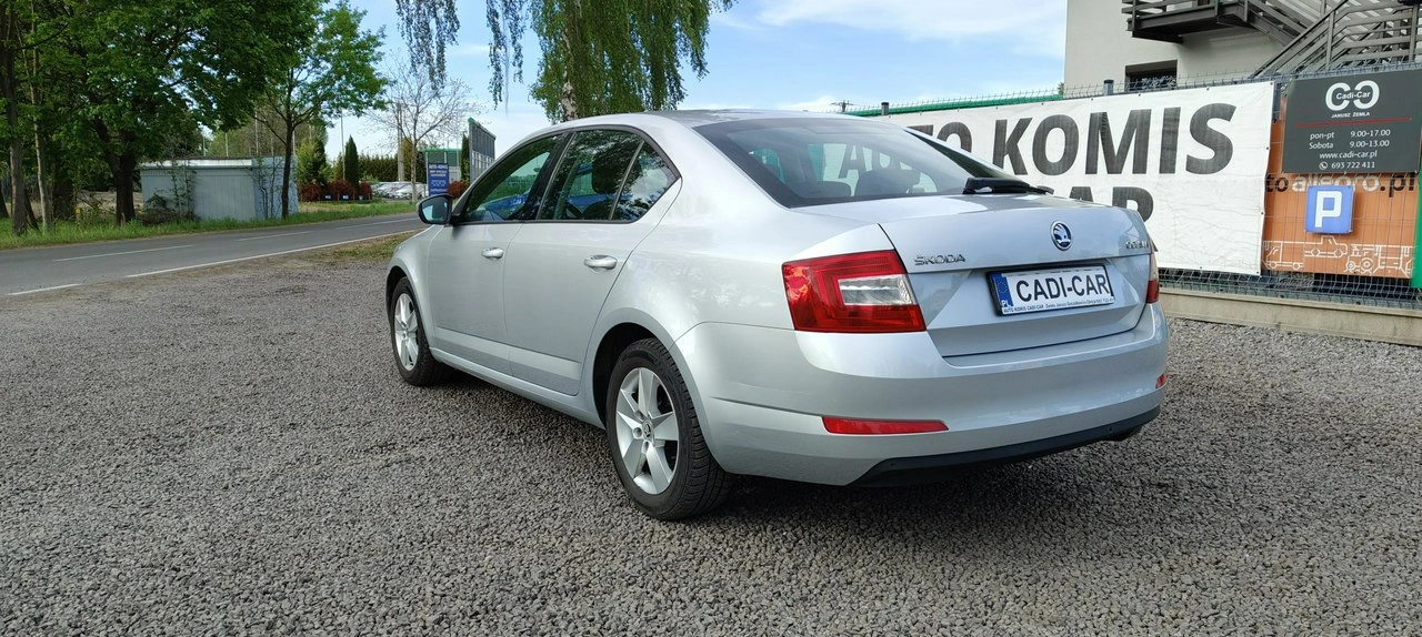 Skoda Octavia - Zdjęcie 5