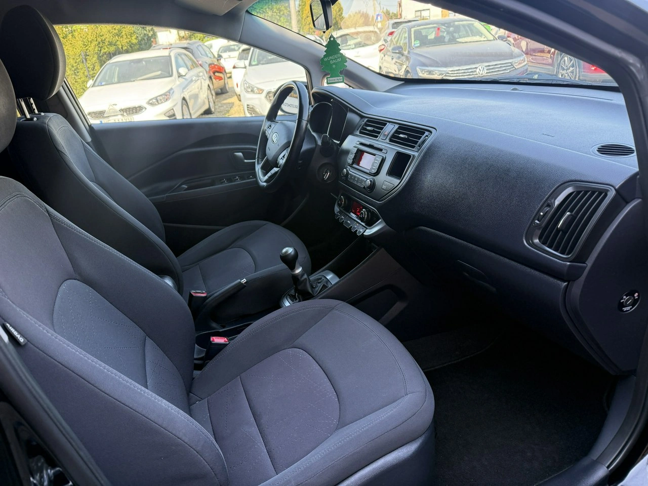 Kia Rio - Zdjęcie 20