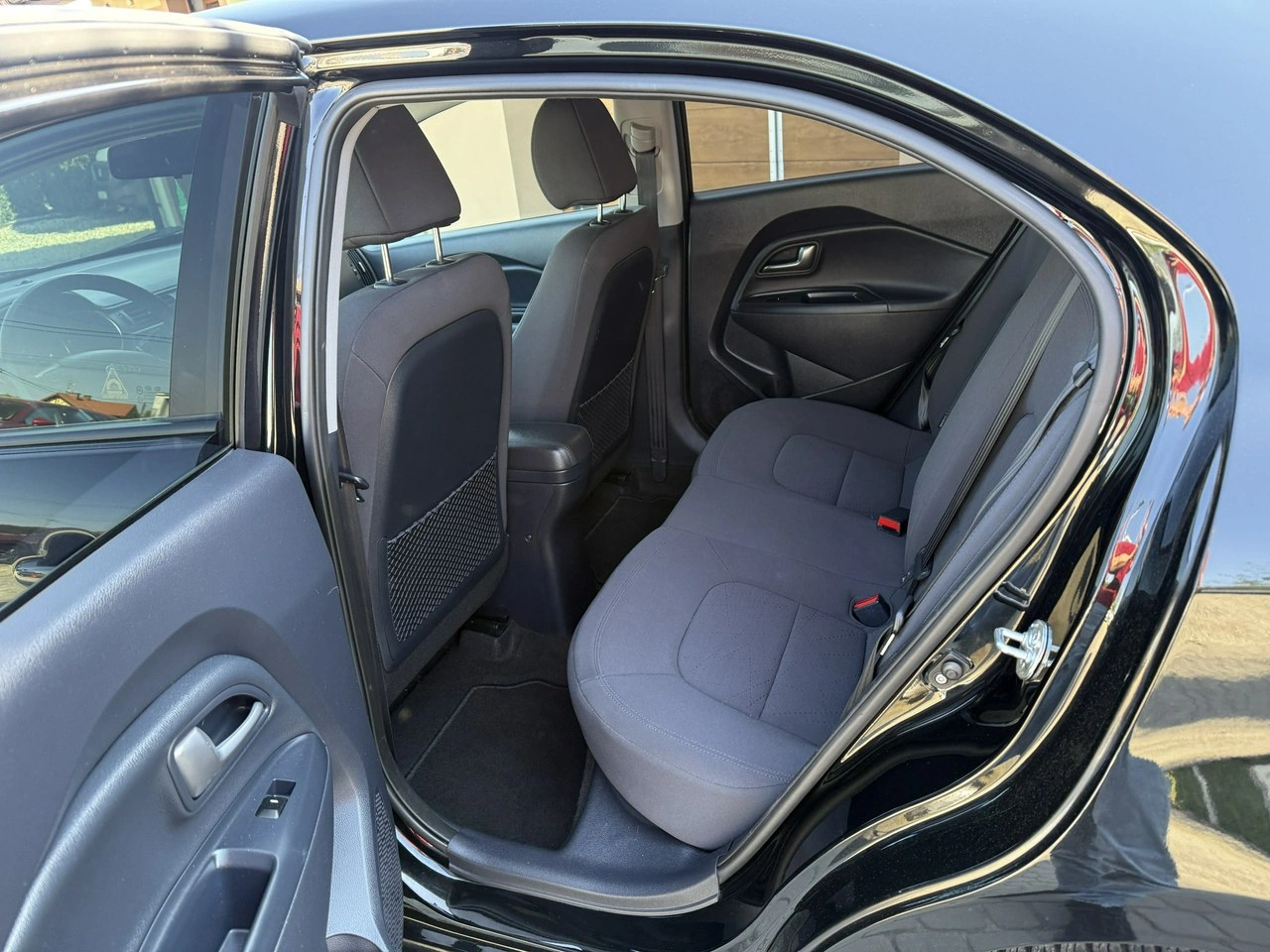 Kia Rio - Zdjęcie 22