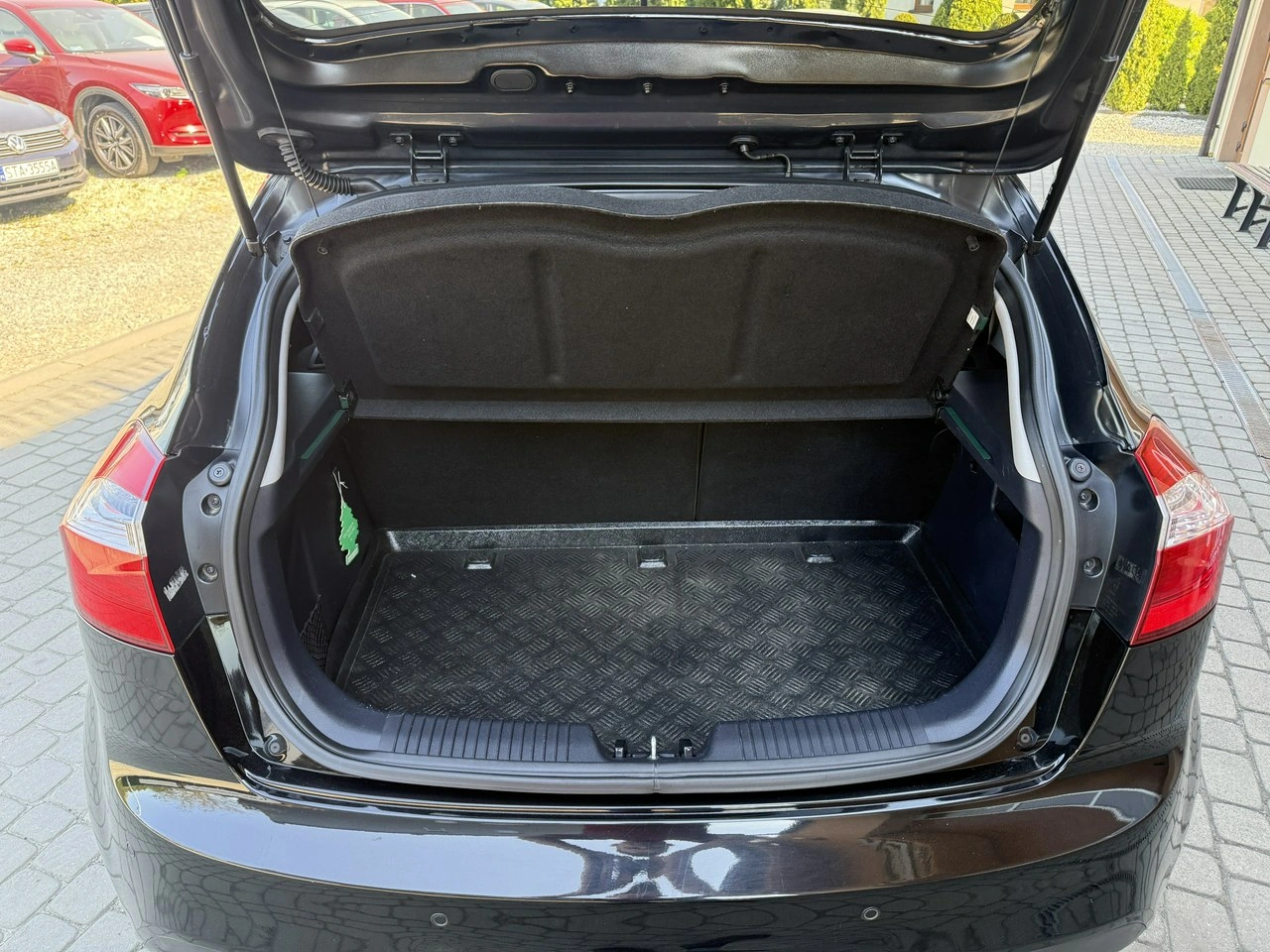 Kia Rio - Zdjęcie 23