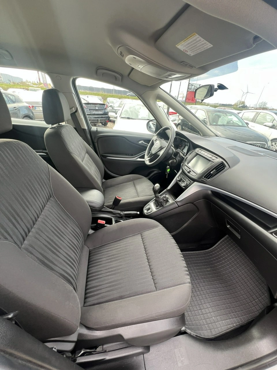 Opel Zafira - Zdjęcie 11