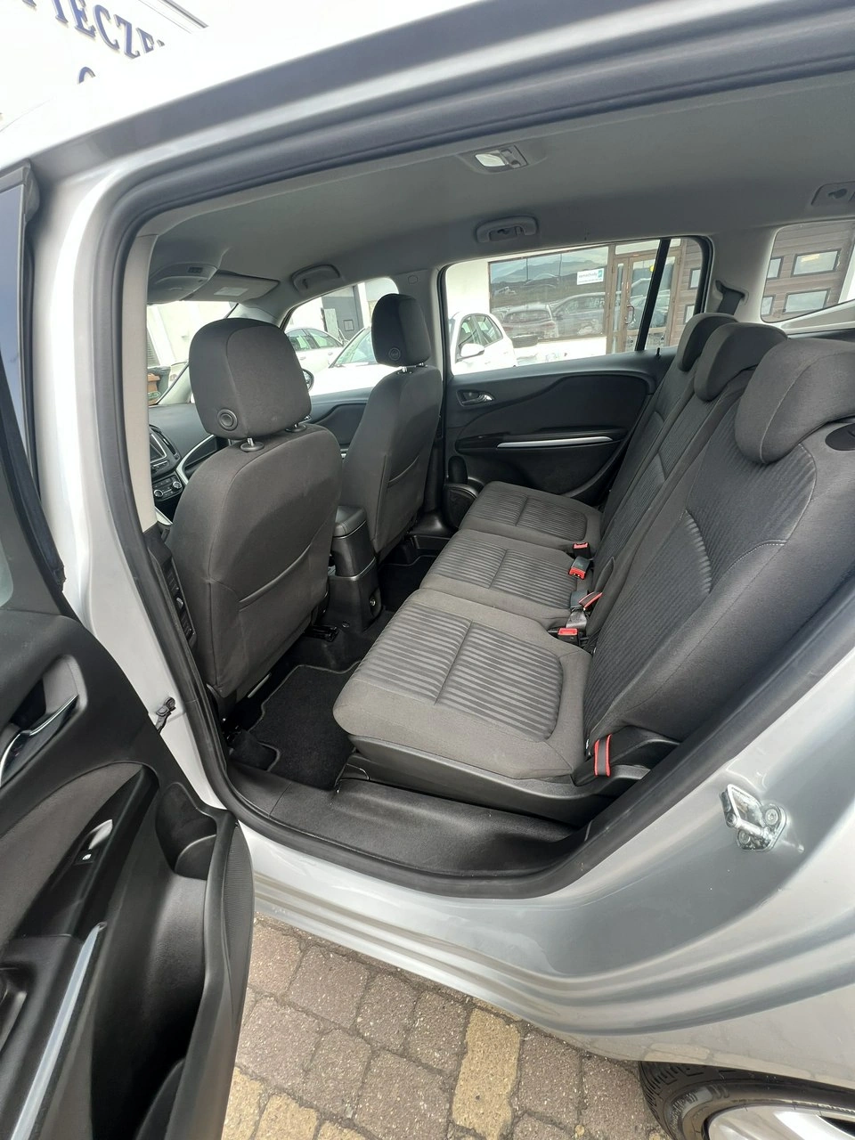 Opel Zafira - Zdjęcie 6