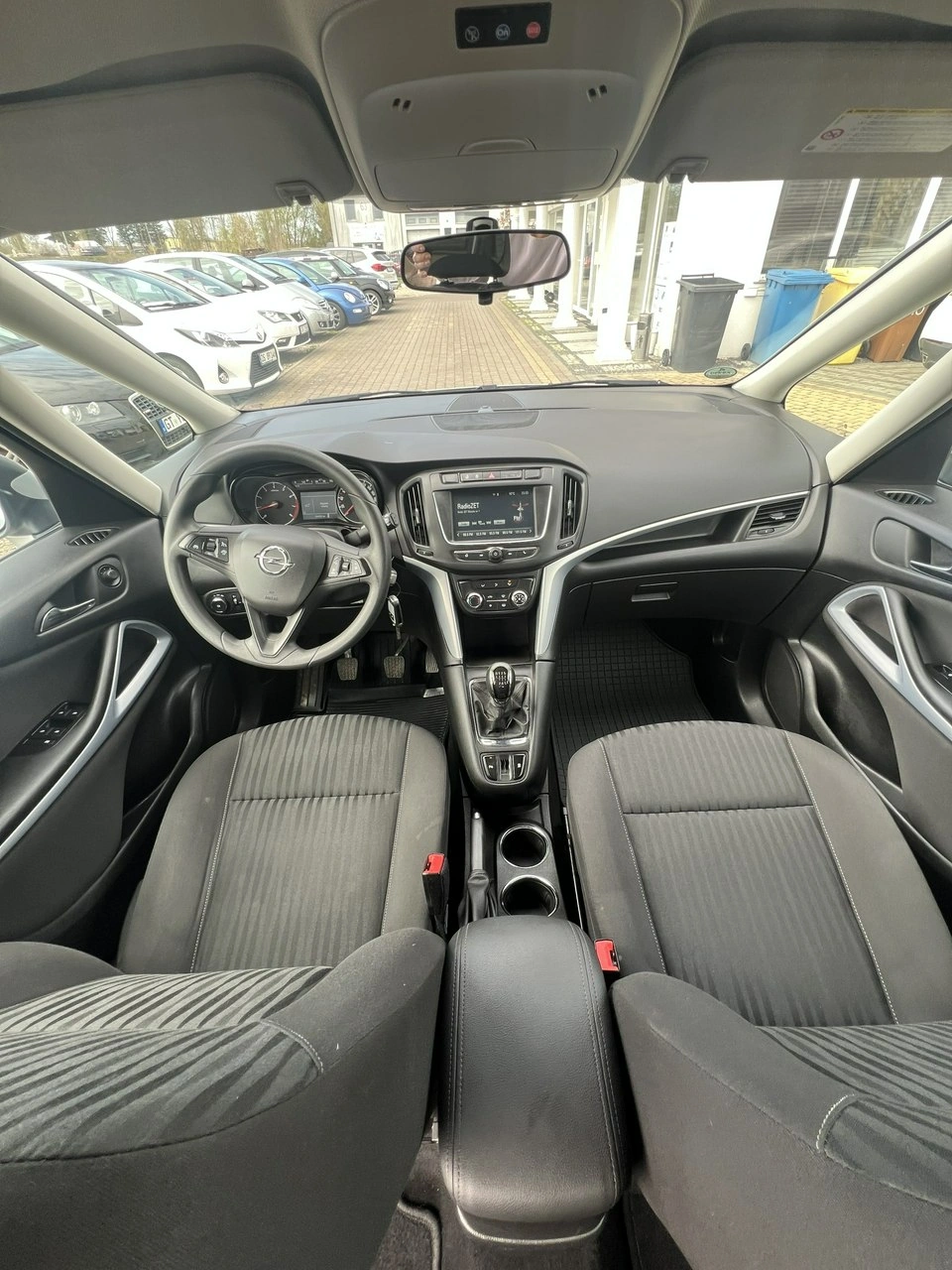 Opel Zafira - Zdjęcie 8