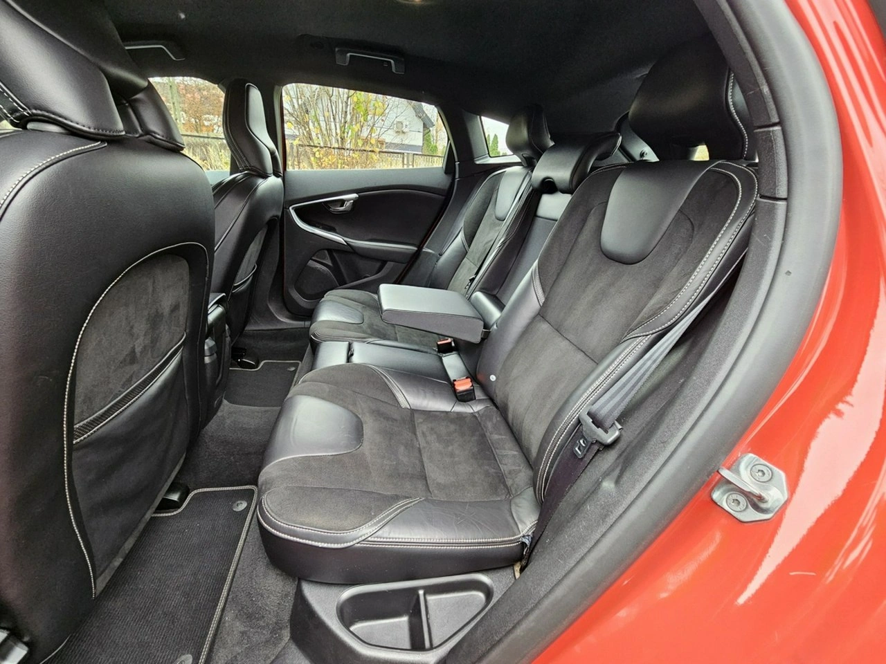 Volvo V40 - Zdjęcie 11