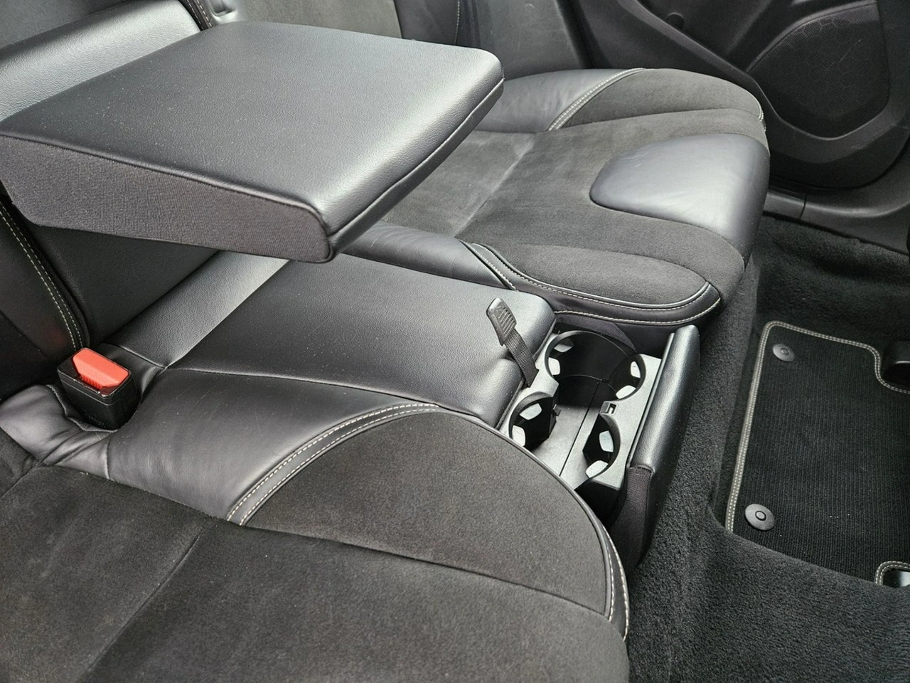 Volvo V40 - Zdjęcie 16
