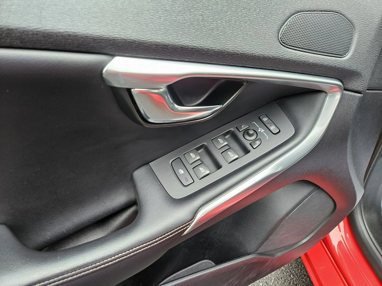 Volvo V40 - Zdjęcie 17