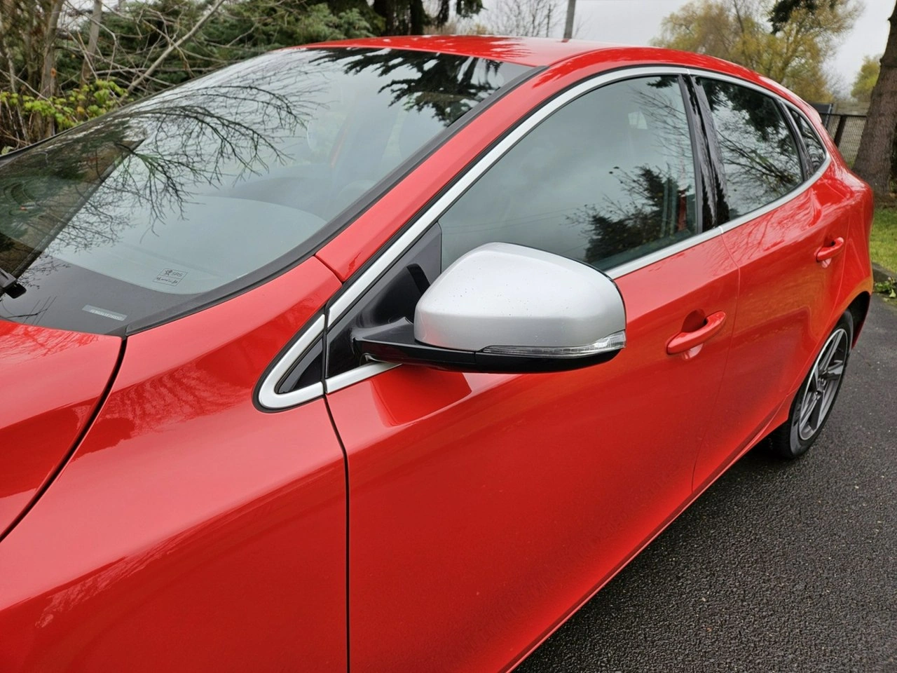 Volvo V40 - Zdjęcie 23