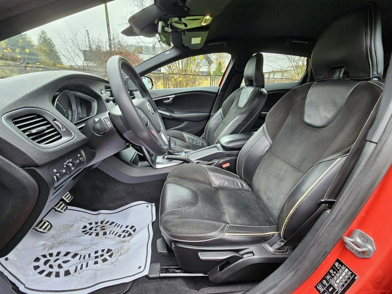 Volvo V40 - Zdjęcie 8