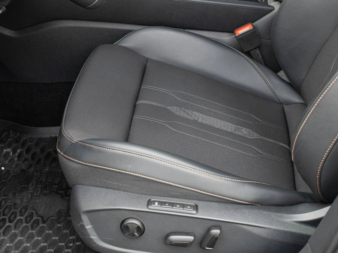 Cupra Formentor - Zdjęcie 11