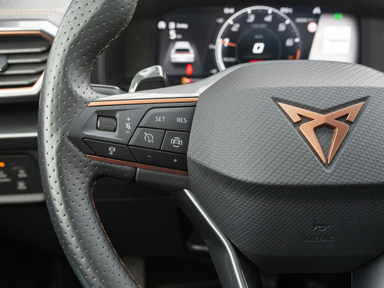 Cupra Formentor - Zdjęcie 14