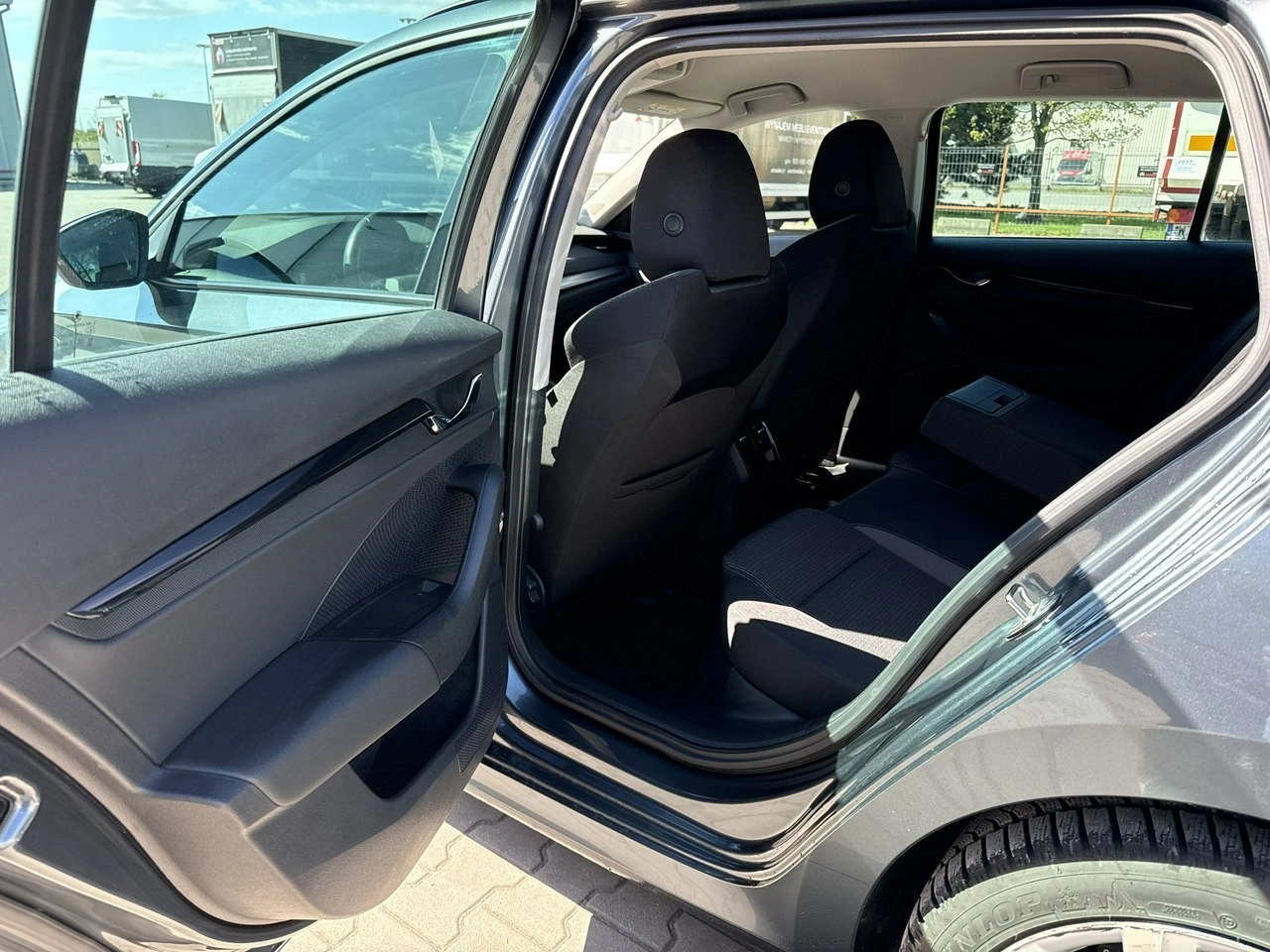 Skoda Octavia - Zdjęcie 13