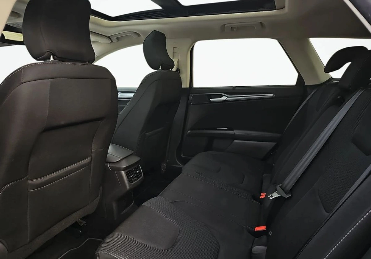 Ford Mondeo - Zdjęcie 13