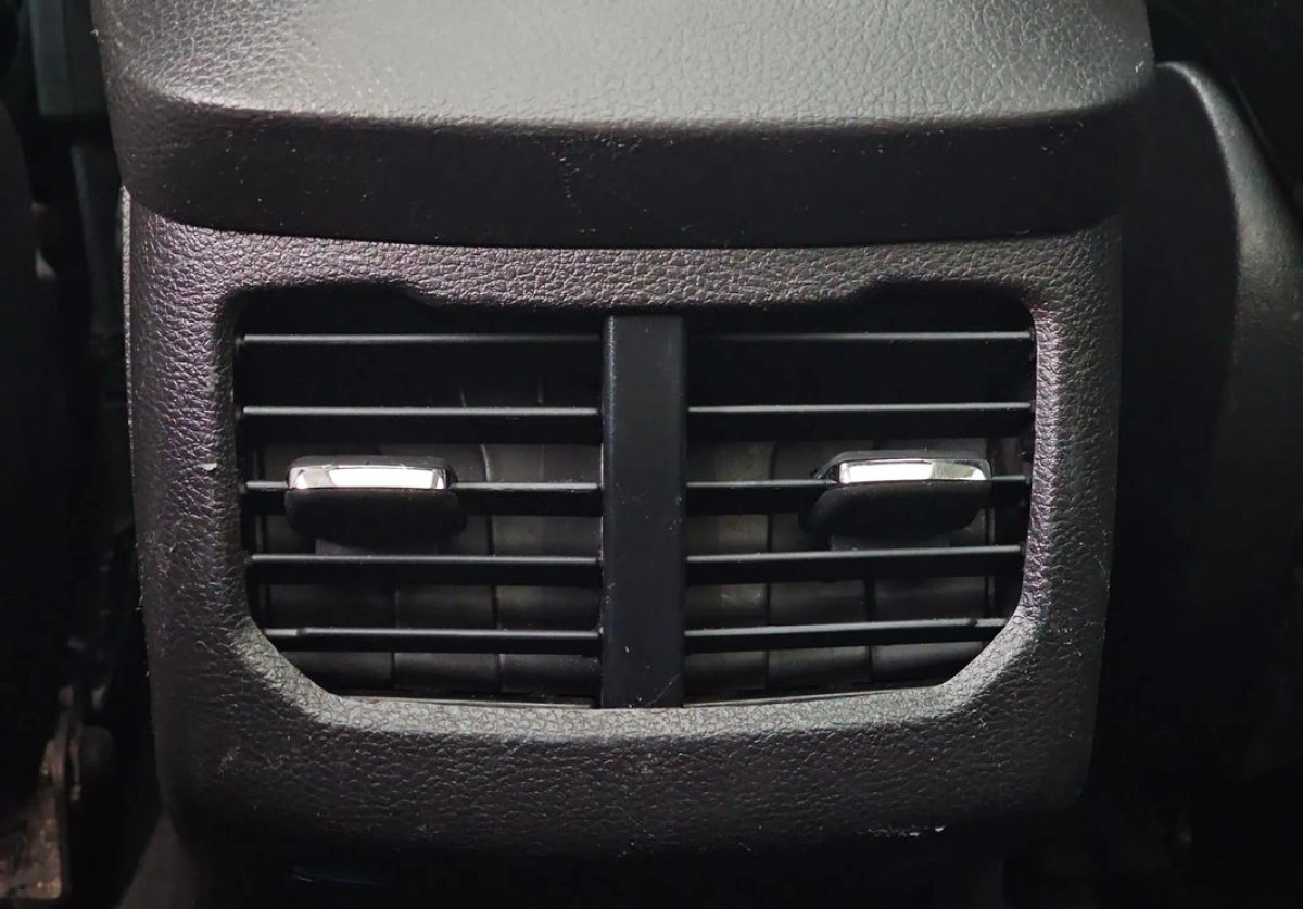 Ford Mondeo - Zdjęcie 14