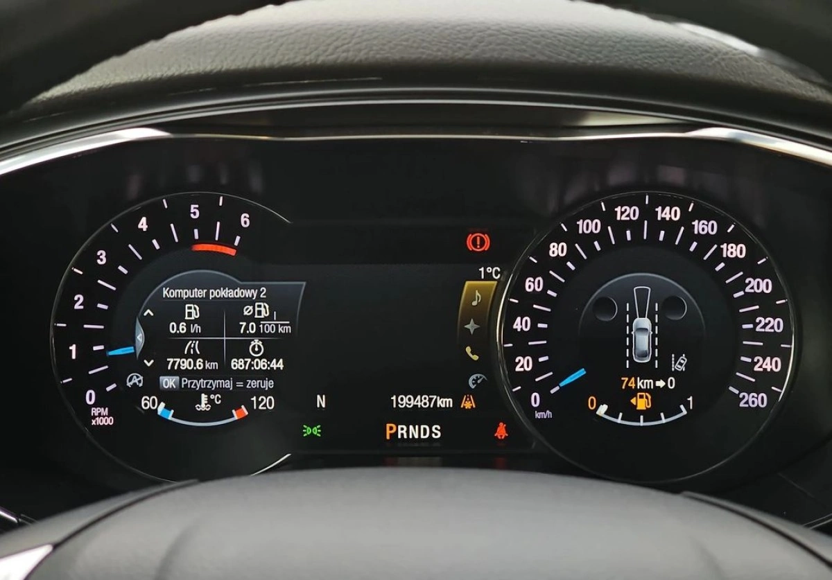 Ford Mondeo - Zdjęcie 21