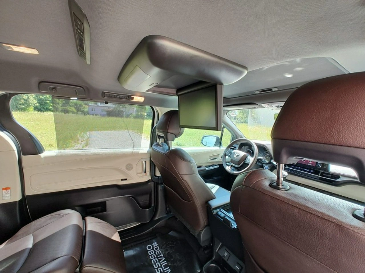 Toyota Sienna - Zdjęcie 14