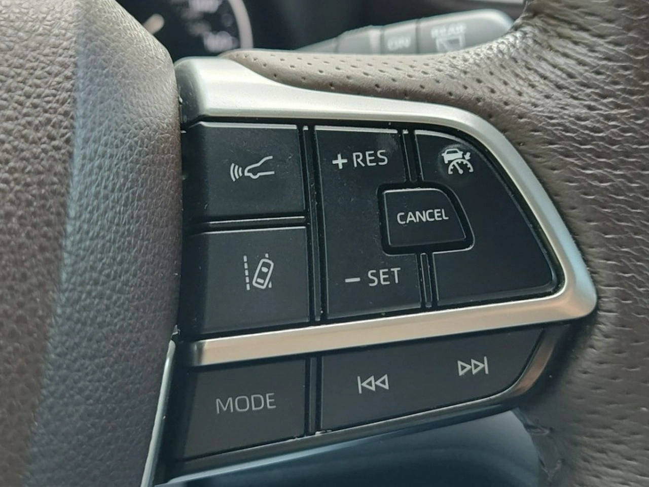 Toyota Sienna - Zdjęcie 16