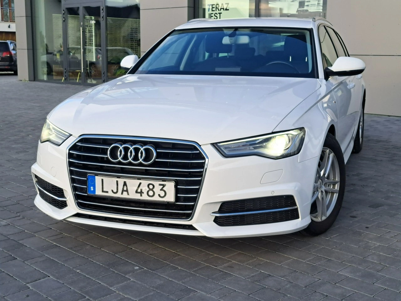 Audi A6 - Zdjęcie 4