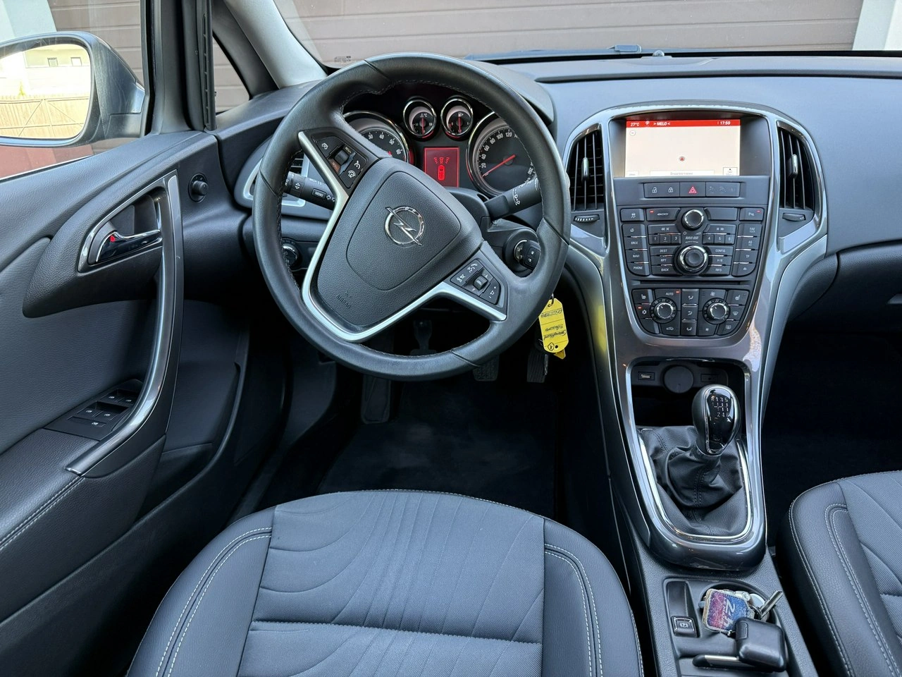 Opel Astra - Zdjęcie 17