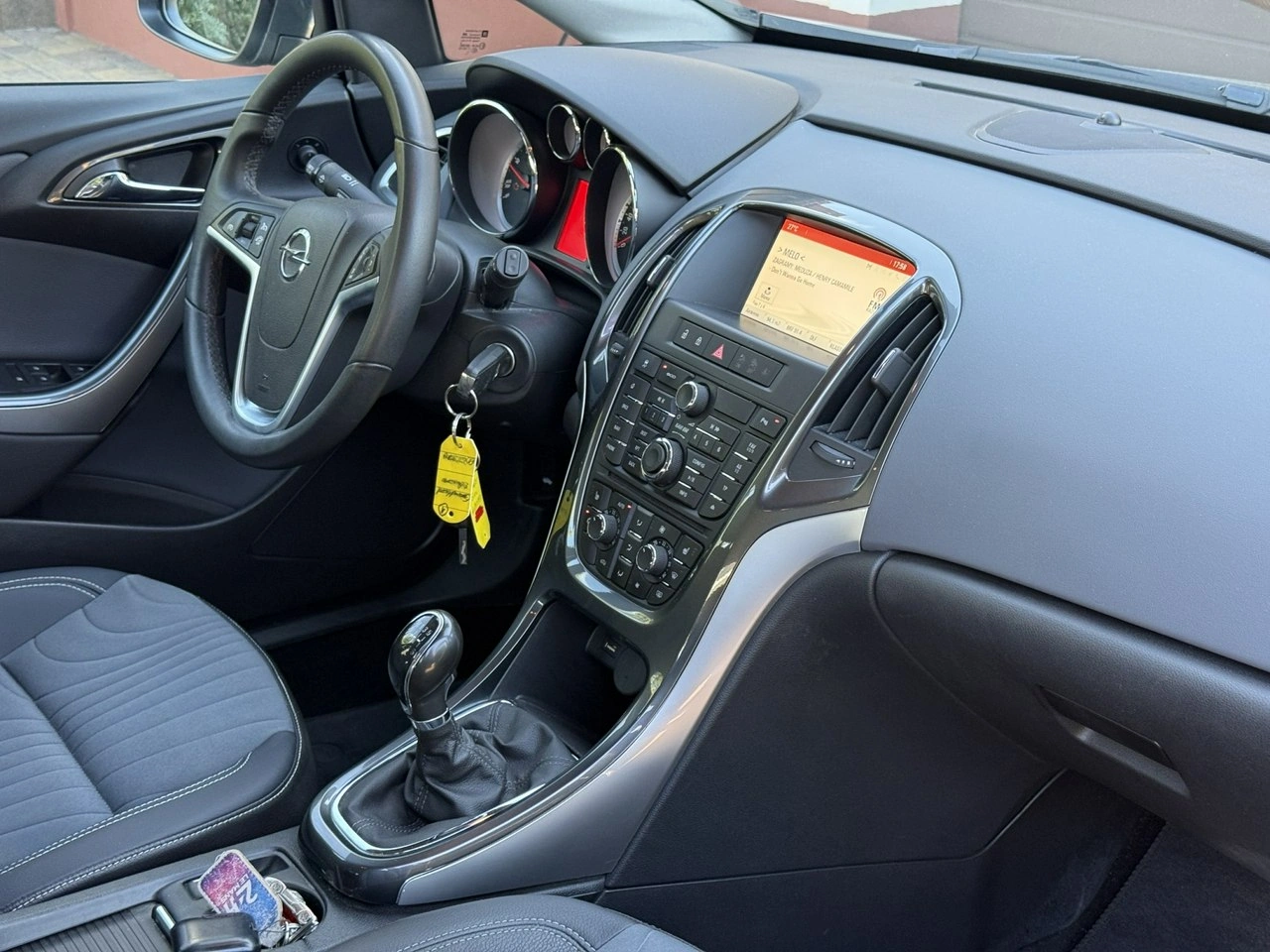 Opel Astra - Zdjęcie 19