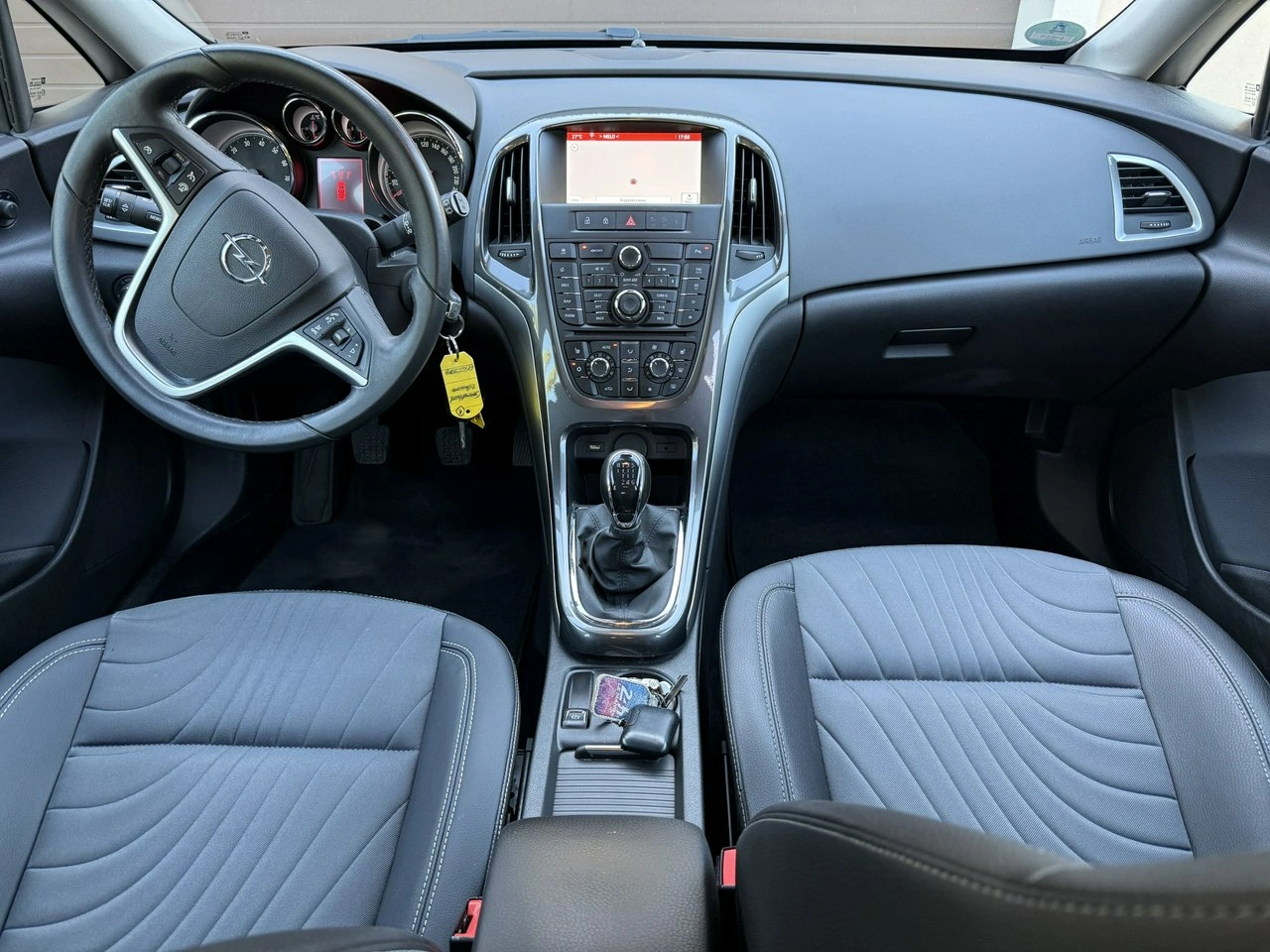 Opel Astra - Zdjęcie 5