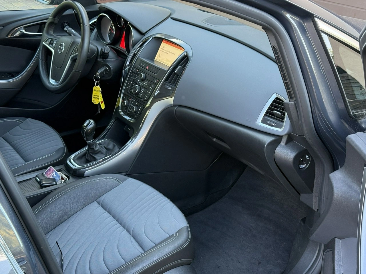 Opel Astra - Zdjęcie 6