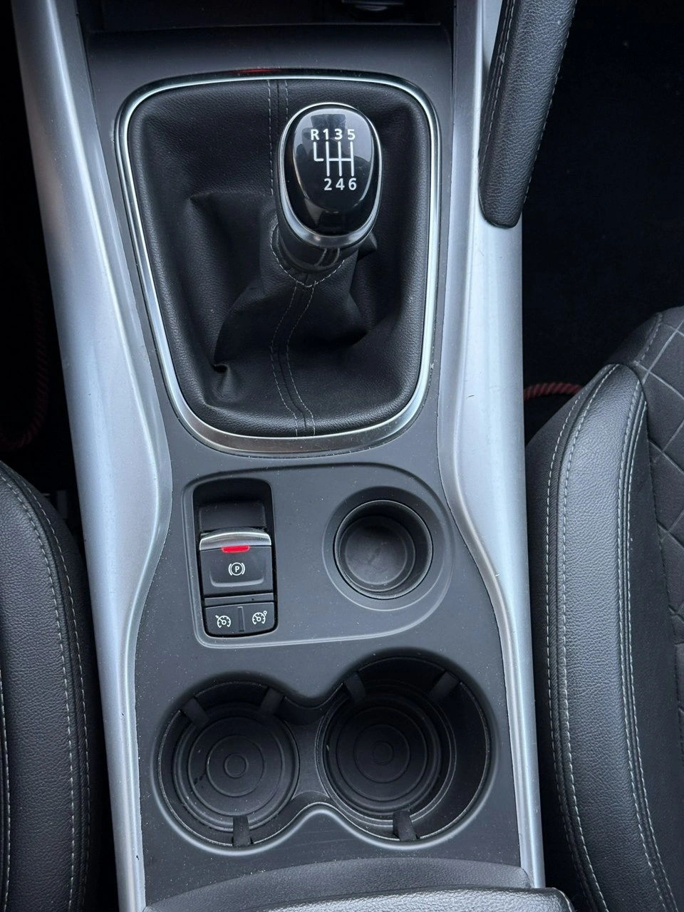 Renault Kadjar - Zdjęcie 30