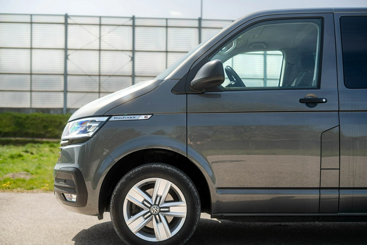 Volkswagen Multivan - Zdjęcie 9