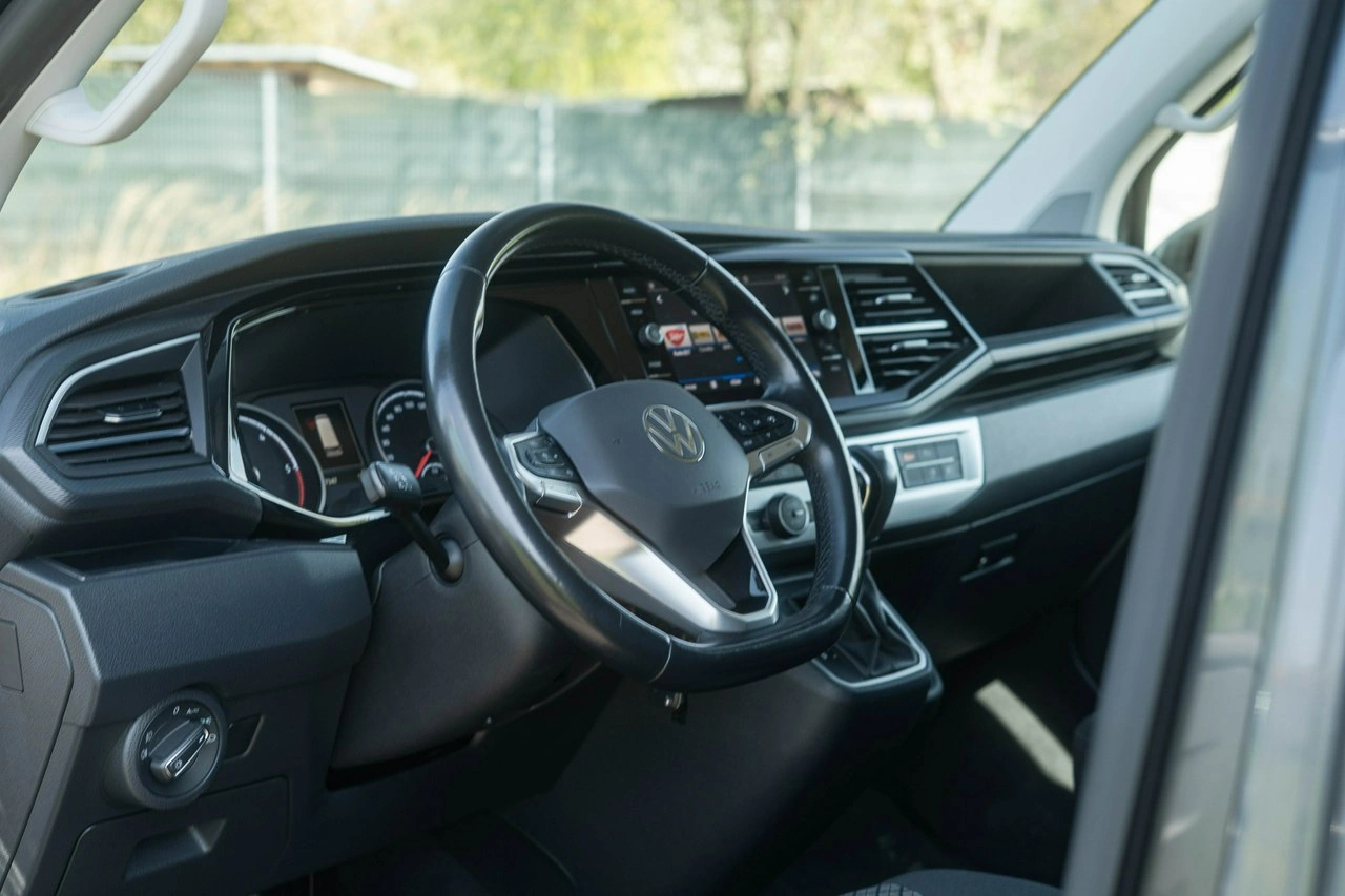 Volkswagen Multivan - Zdjęcie 18
