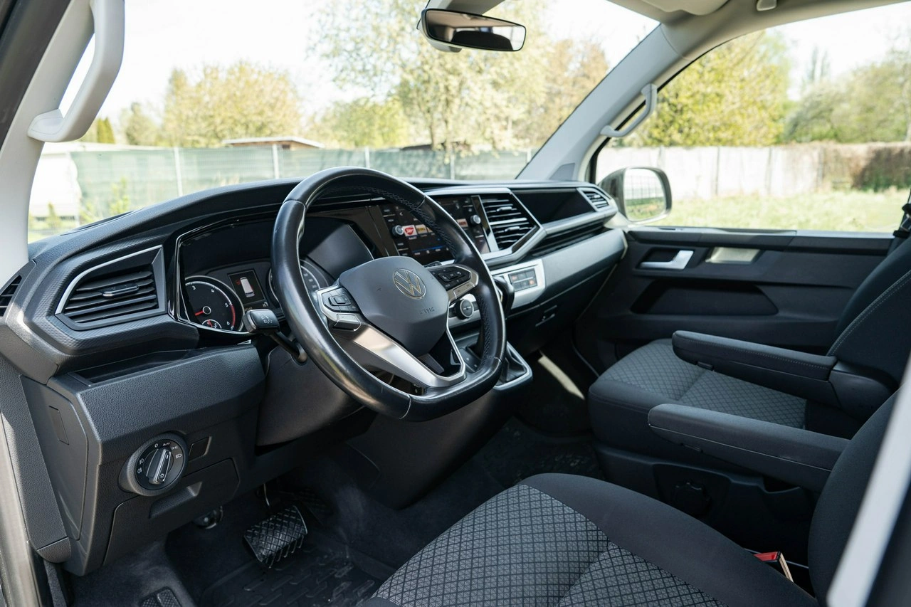 Volkswagen Multivan - Zdjęcie 19