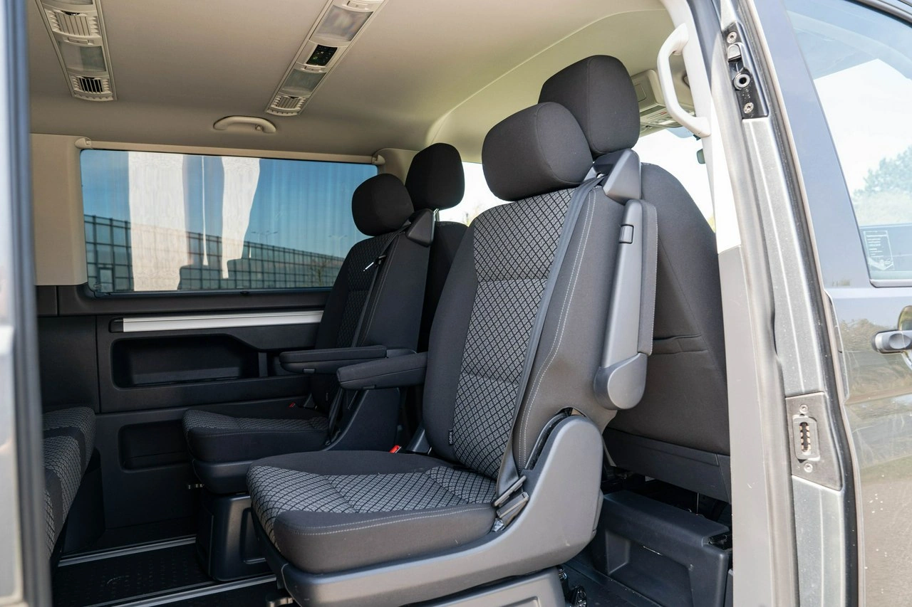 Volkswagen Multivan - Zdjęcie 25