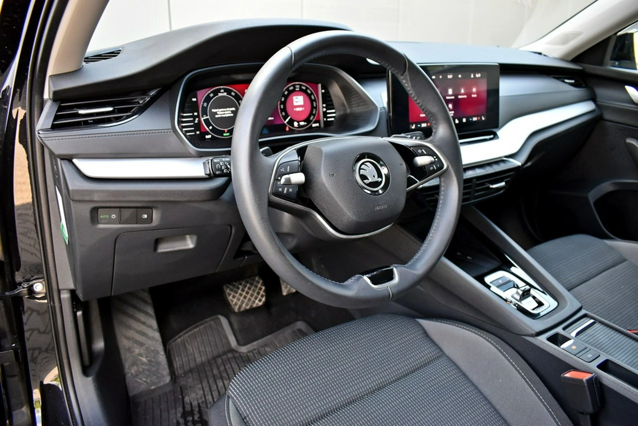 Skoda Octavia - Zdjęcie 8
