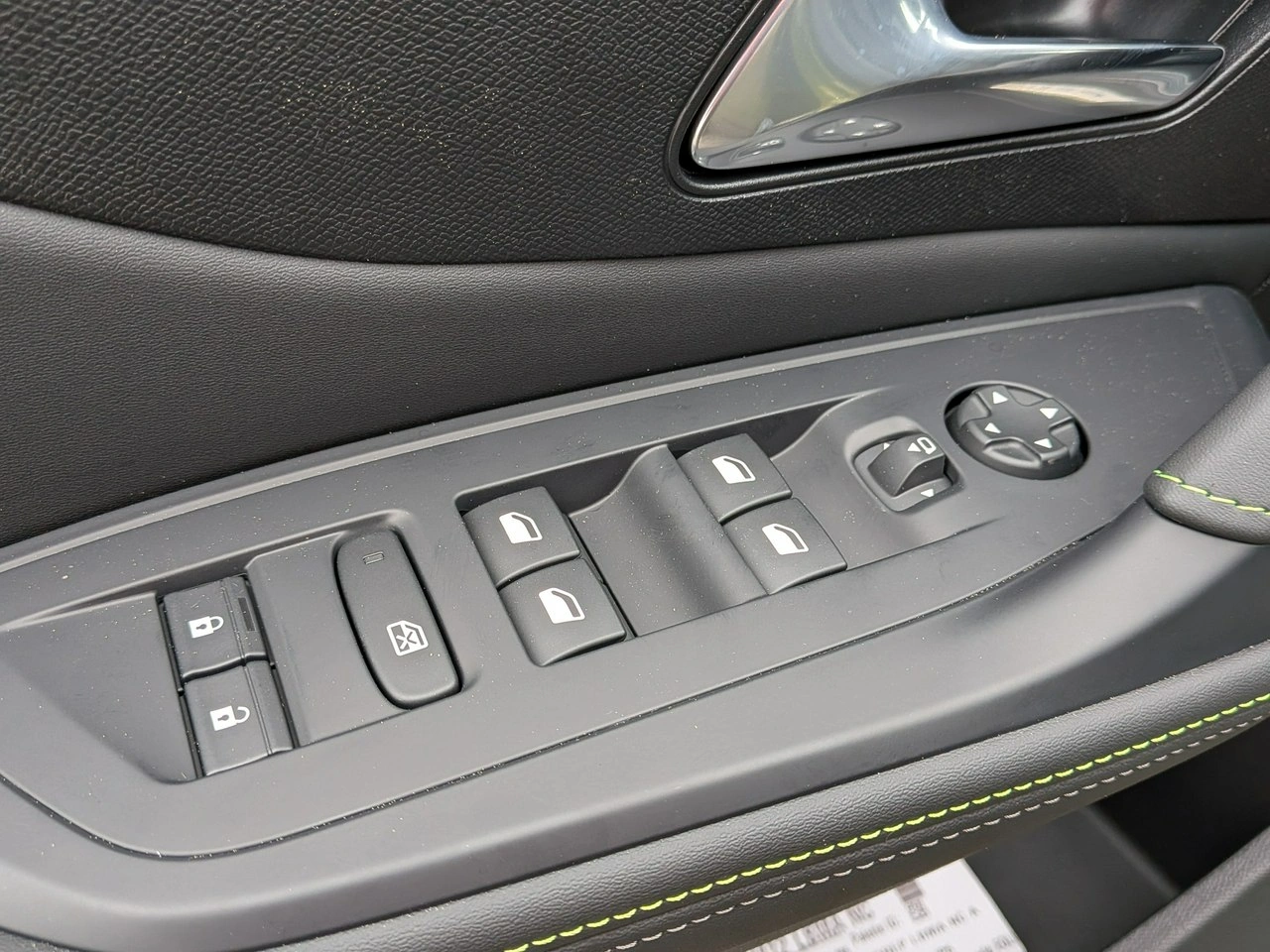 Peugeot 408 - Zdjęcie 11