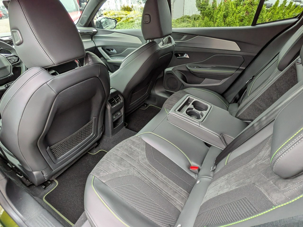 Peugeot 408 - Zdjęcie 24