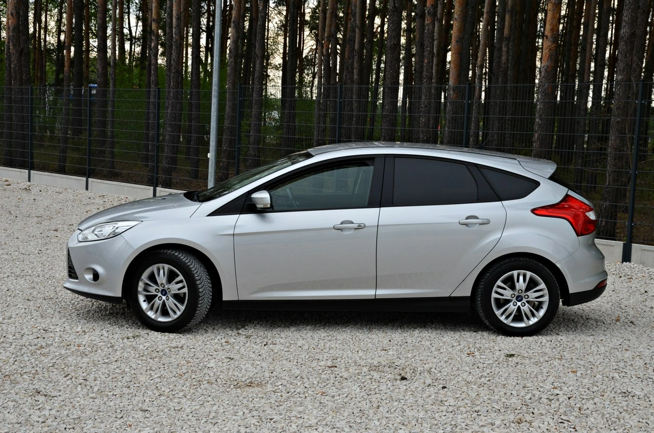Ford Focus - Zdjęcie 17