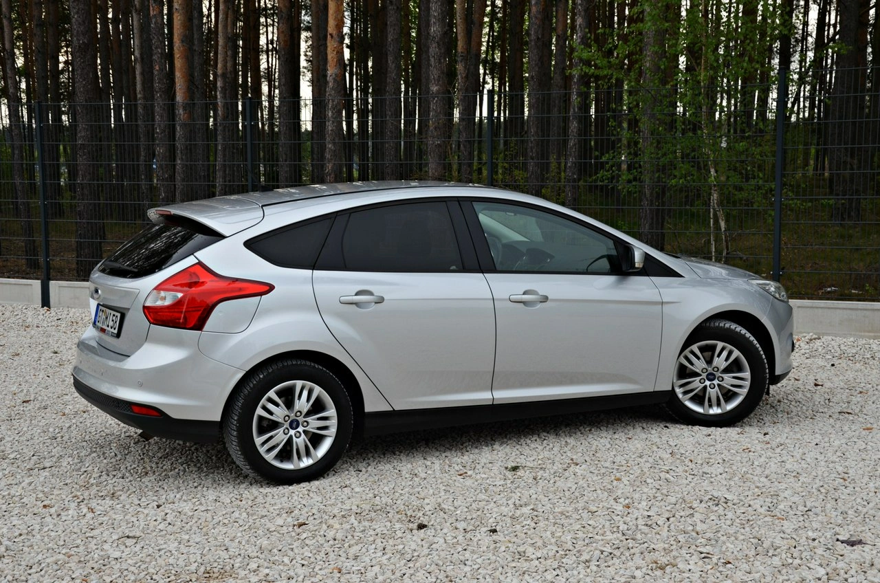 Ford Focus - Zdjęcie 23